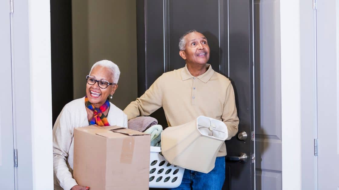 Beginner's Guide to Relocating for Retirement 3 When house hunting in Ottawa, consider accessibility, amenities, and lifestyle suitability.